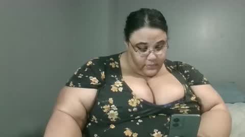 Snapshot of sluttyjess31 chatting on 05-06-26, 02:19 Jessica online show from 05-06-26, 02:19