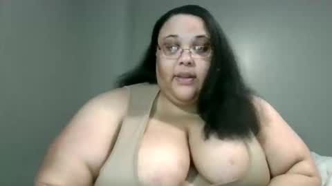 Snapshot of sluttyjess31 chatting on 06-07-26, 12:37 Jessica online show from 06-07-26, 12:37