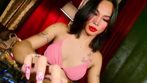 Snapshot of slutxcums_martel69 chatting on 09-30-25, 10:31 slutxcums_martel69 online show from 09-30-25, 10:31