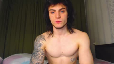 Gus online show from 11-24-25, 04:07