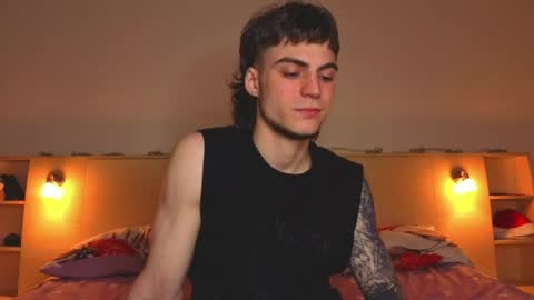 Gus online show from 04-28-26, 04:34