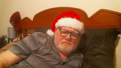 Snapshot of slydevil_sc chatting on 12-08-24, 04:46 Sly online show from 12-08-24, 04:46