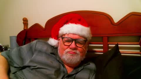 Snapshot of slydevil_sc chatting on 12-18-24, 06:32 Sly online show from 12-18-24, 06:32