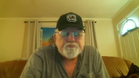 Snapshot of slydevil_sc chatting on 10-04-25, 08:18 Sly online show from 10-04-25, 08:18