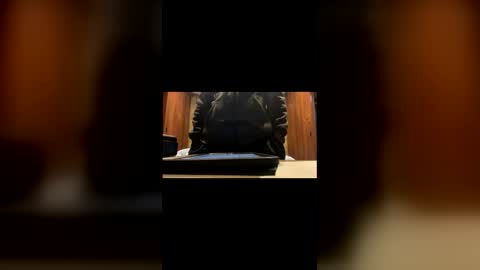 Snapshot of slyneck chatting on 04-05-26, 01:19 slyneck online show from 04-05-26, 01:19