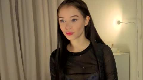 Lily online show from 11-06-25, 01:12