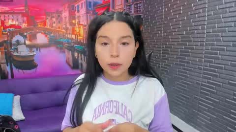 Mariana Torres online show from 01-06-26, 01:37