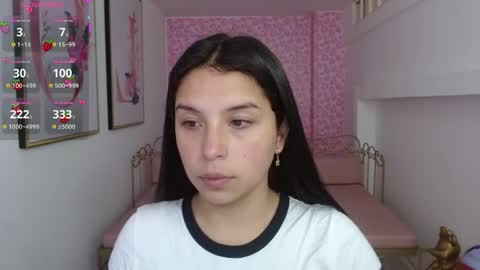 Mariana Torres online show from 06-02-26, 01:02