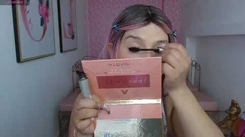Mariana Torres online show from 06-10-26, 01:21