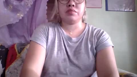 Lovewella online show from 09-15-25, 02:33