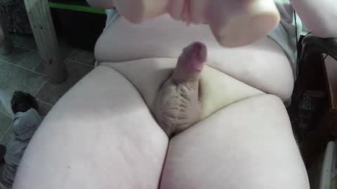 smallchubbers online show from 12-22-25, 01:46