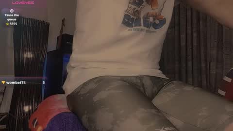 Snapshot of smalldickboy4life chatting on 02-14-26, 02:30 Smalldickboy4life online show from 02-14-26, 02:30