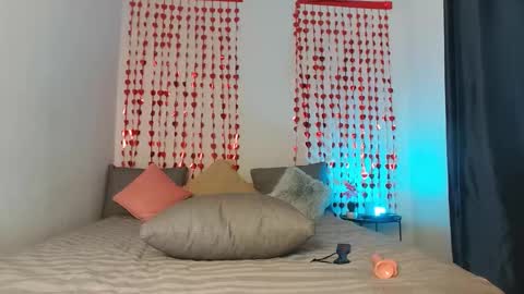 Arianna online show from 02-12-26, 05:57