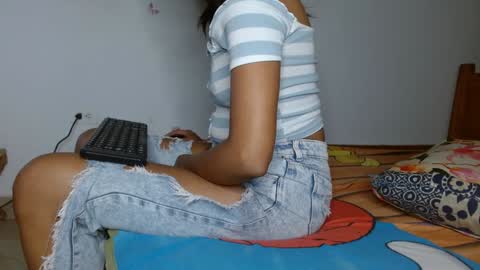 smallflorecita online show from 01-06-25, 11:40