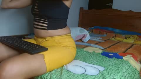 smallflorecita online show from 01-08-25, 08:38