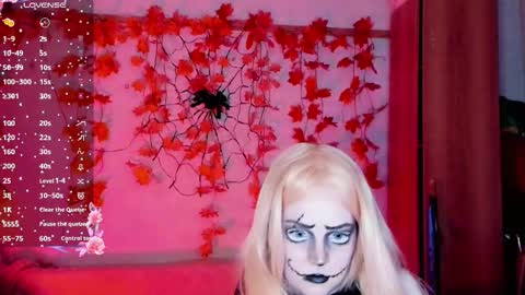 smallimpmeili online show from 10-31-25, 09:27