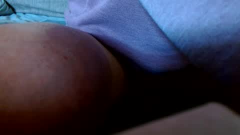 Snapshot of smallmalelass chatting on 10-04-25, 02:37 smallmalelass online show from 10-04-25, 02:37