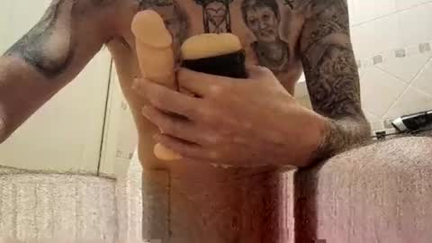 Snapshot of smallone8825 chatting on 11-09-25, 07:39 smallone8825 online show from 11-09-25, 07:39