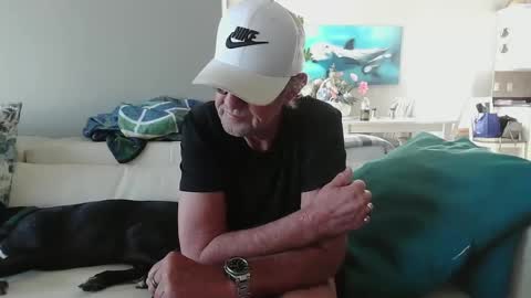 Daddy online show from 02-05-25, 09:29