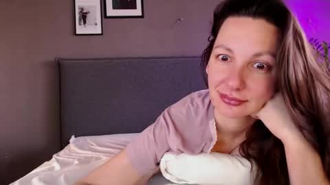 Anna no bbbbybybbabebyy just Anna. And dont call me mom please. online show from 02-15-25, 05:41