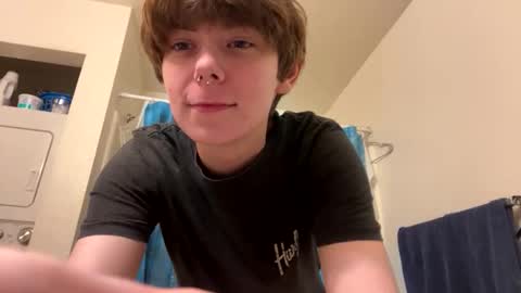 Snapshot of smalltshbigtits chatting on 11-20-25, 10:04 smalltshbigtits online show from 11-20-25, 10:04