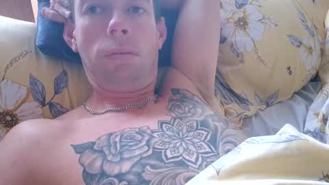 smallville456 online show from 10-04-25, 07:39