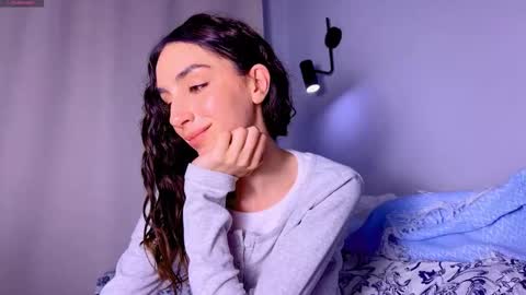 Elizabeth online show from 02-26-26, 10:03