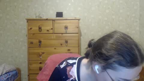 smart_rose online show from 01-26-25, 05:34