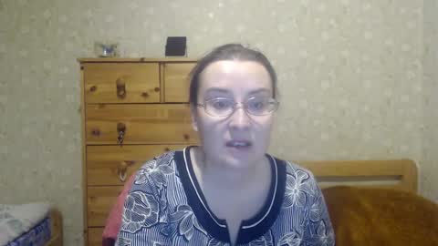 smart_rose online show from 02-06-25, 02:15