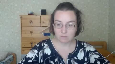 smart_rose online show from 09-15-25, 12:16