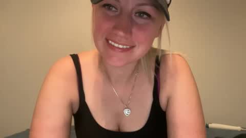 smexxii93 online show from 12-08-24, 04:35