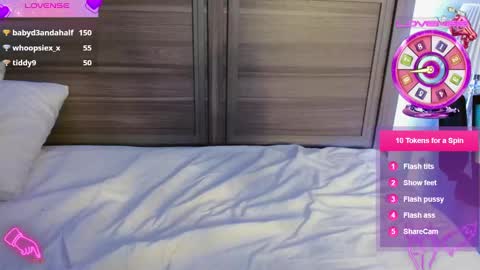 Snapshot of smexy_bun chatting on 02-11-25, 01:31 Smexy online show from 02-11-25, 01:31