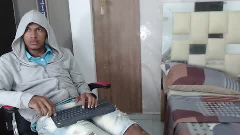 Snapshot of smiith_gonzalez chatting on 07-11-26, 03:04 SMITH online show from 07-11-26, 03:04