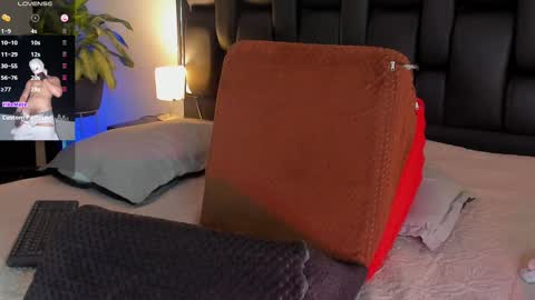 Jade Smiith online show from 10-03-25, 01:57