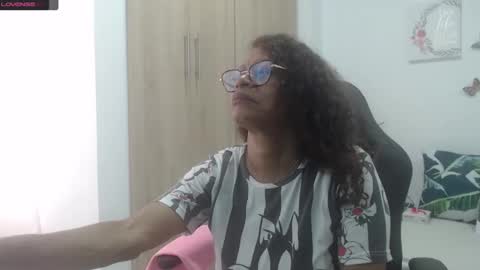 Smileth online show from 02-18-25, 11:44