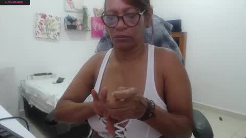 Smileth online show from 09-19-25, 02:29