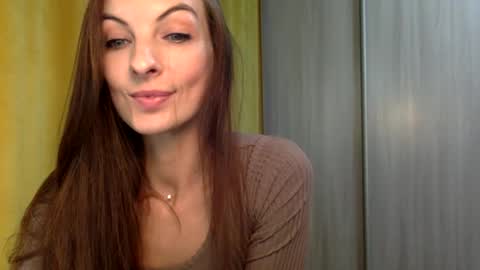 Snapshot of smiling_lexa chatting on 05-26-26, 06:37 smiling_lexa online show from 05-26-26, 06:37