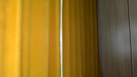 Snapshot of smiling_lexa chatting on 06-11-26, 06:17 smiling_lexa online show from 06-11-26, 06:17