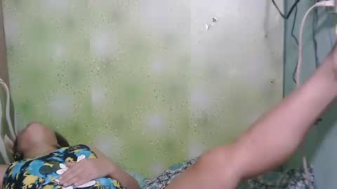 smilinglady27 online show from 12-12-24, 10:34