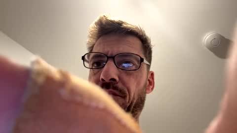 Snapshot of smisby12 chatting on 11-08-25, 09:13 smisby12 online show from 11-08-25, 09:13