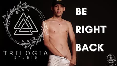 Snapshot of smitgrey chatting on 01-03-25, 07:39 SMIT online show from 01-03-25, 07:39