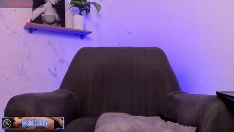 Snapshot of smitgrey chatting on 02-27-25, 09:04 SMIT online show from 02-27-25, 09:04