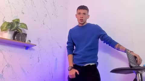 Snapshot of smitgrey chatting on 09-30-25, 06:07 SMIT online show from 09-30-25, 06:07