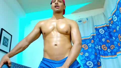 Snapshot of smith_fitness chatting on 05-31-26, 04:20 Smith Fitness online show from 05-31-26, 04:20