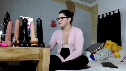 Snapshot of smithdara chatting on 01-14-26, 10:36 Smithdara online show from 01-14-26, 10:36