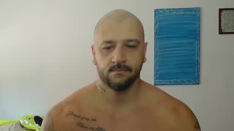 Snapshot of smithduke chatting on 12-22-25, 12:24 smithduke online show from 12-22-25, 12:24