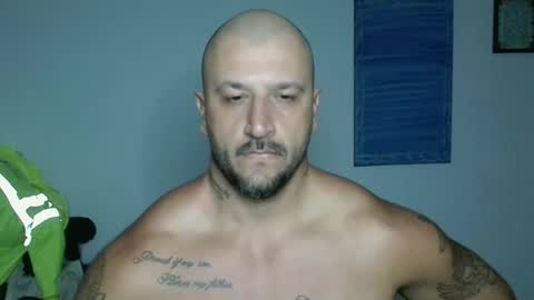 Snapshot of smithduke chatting on 01-10-26, 01:07 smithduke online show from 01-10-26, 01:07