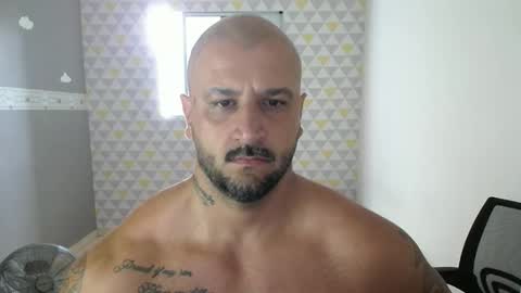 Snapshot of smithduke chatting on 04-09-26, 02:33 smithduke online show from 04-09-26, 02:33