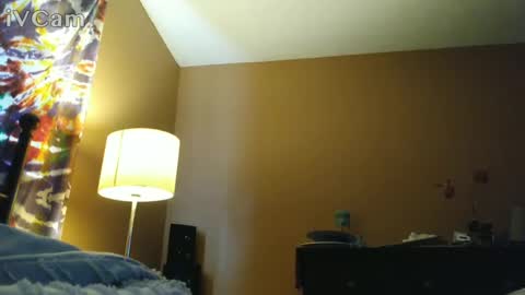 Snapshot of smkforme chatting on 09-19-25, 02:18 smoke-4-me online show from 09-19-25, 02:18