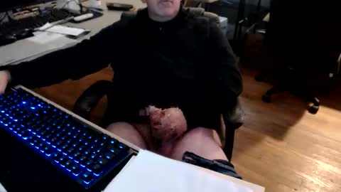 Snapshot of smly chatting on 12-05-25, 08:38 smly online show from 12-05-25, 08:38